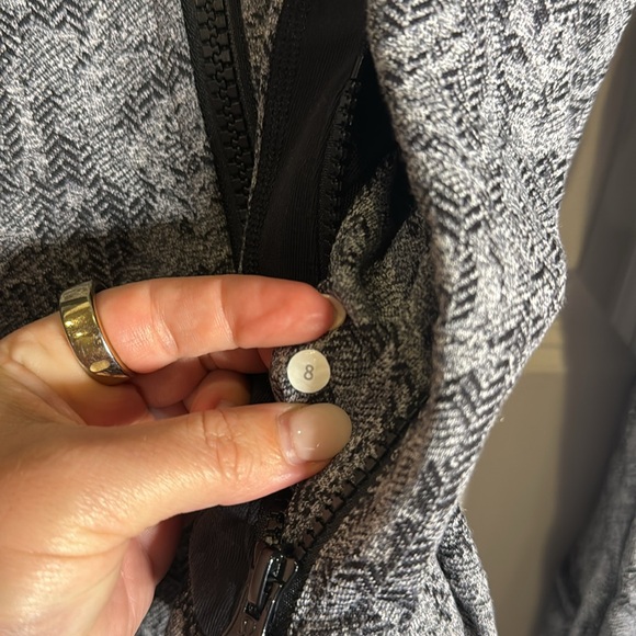 Lululemon Define Jacket Size 8, Brushed Rose Herringbone - Picture 2 of 4